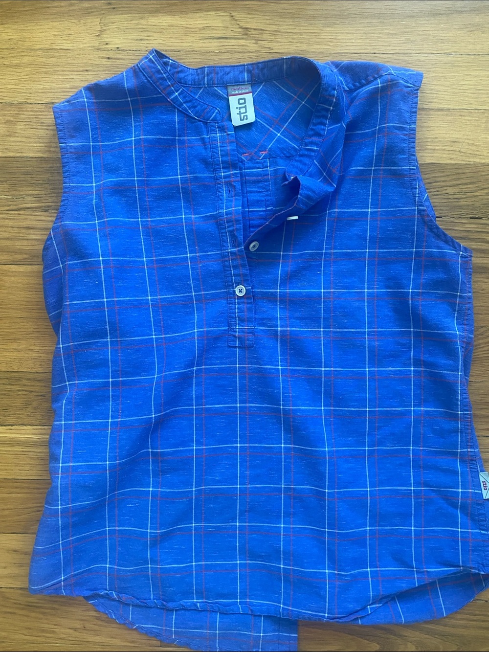 Stio Blue Plaid Sleeveless Woman’s Top